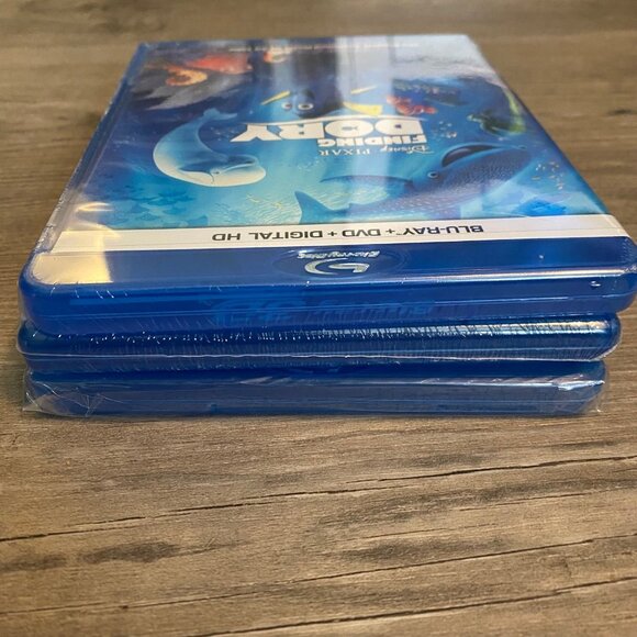 Lot of 3 Blu-ray Childrens Movie Lot - Disney Finding Dory, The Lego Movie - Picture 4 of 7